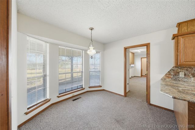 1032 S Cimarron Street, Catoosa, OK 74015