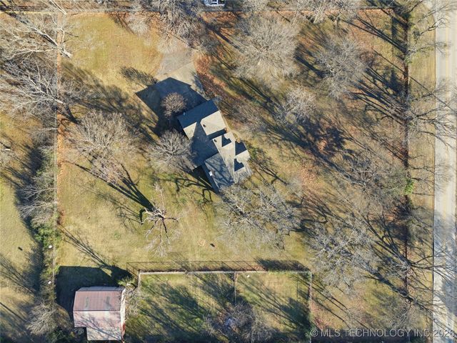 1032 S Cimarron Street, Catoosa, OK 74015