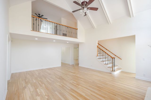 754 Veterans Pkwy, Murfreesboro, TN 37128