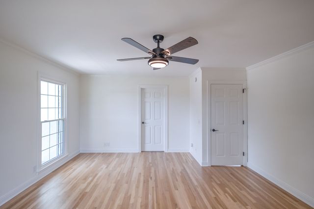 754 Veterans Pkwy, Murfreesboro, TN 37128