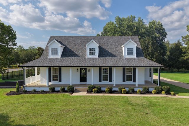 754 Veterans Pkwy, Murfreesboro, TN 37128