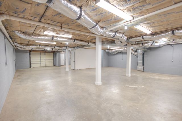 754 Veterans Pkwy, Murfreesboro, TN 37128