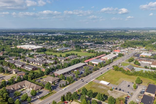 754 Veterans Pkwy, Murfreesboro, TN 37128