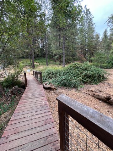 478 Carol Dr, Grass Valley, CA 95945