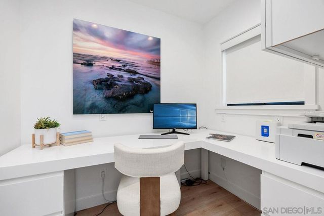 5303 Los Robles, Carlsbad, CA 92008