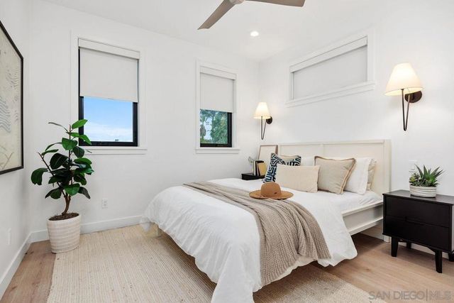 5303 Los Robles, Carlsbad, CA 92008