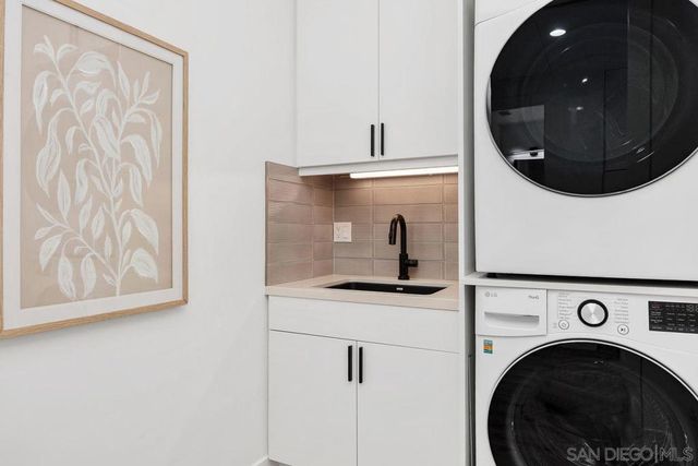 5303 Los Robles, Carlsbad, CA 92008