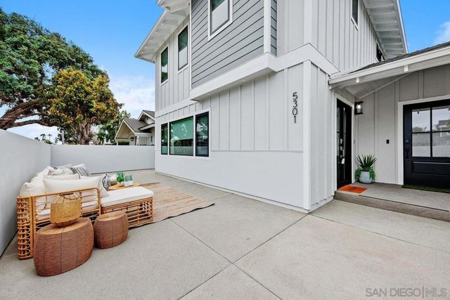 5303 Los Robles, Carlsbad, CA 92008