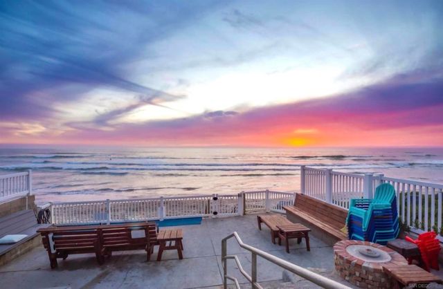 5303 Los Robles, Carlsbad, CA 92008