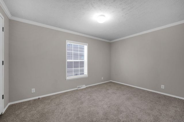 250 Riviera Drive, Lapeer, MI 48446