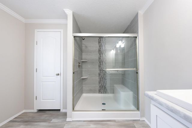 250 Riviera Drive, Lapeer, MI 48446