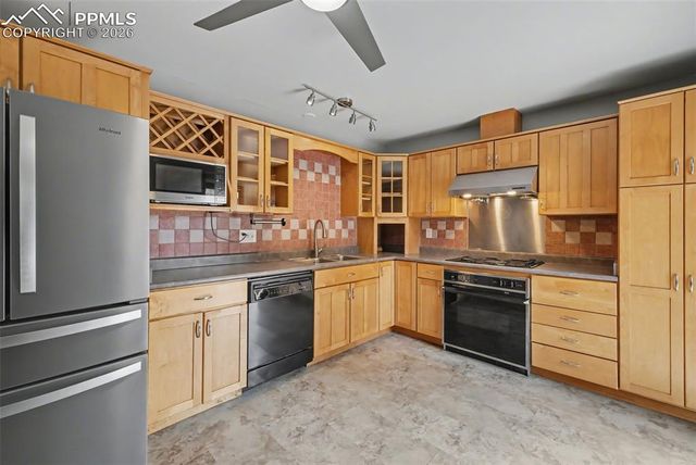 814 Orion Drive, Colorado Springs, CO 80906