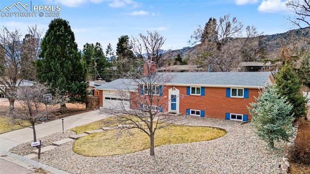 814 Orion Drive, Colorado Springs, CO 80906