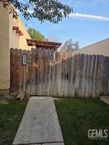 3609 Sampson Court C, Bakersfield, CA 93309