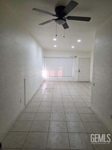 3609 Sampson Court C, Bakersfield, CA 93309