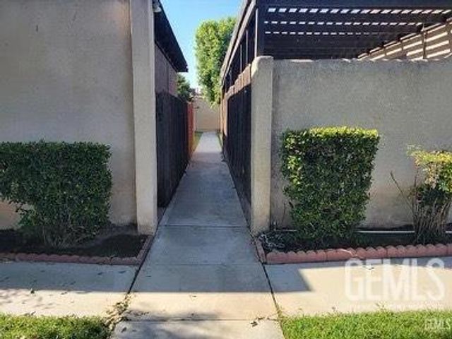 3609 Sampson Court C, Bakersfield, CA 93309