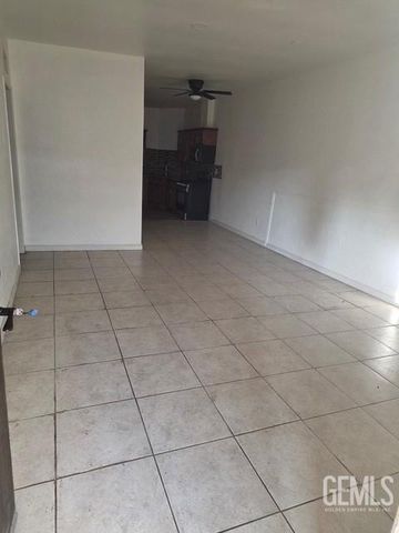 3609 Sampson Court C, Bakersfield, CA 93309
