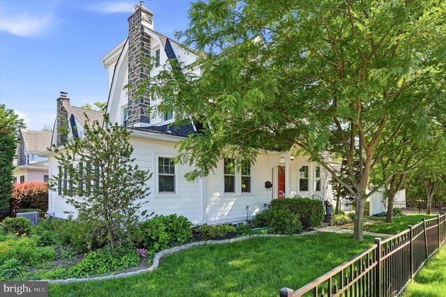 11 GOLF RD, Havertown, PA 19083