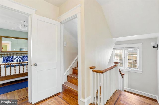 11 GOLF RD, Havertown, PA 19083