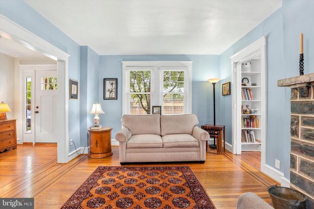 11 GOLF RD, Havertown, PA 19083