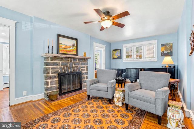 11 GOLF RD, Havertown, PA 19083