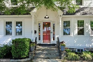 11 GOLF RD, Havertown, PA 19083