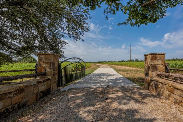 395 County Rd 2530, Meridian, TX 76665