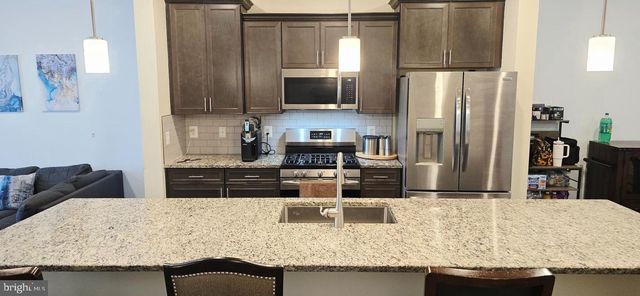 11709 EMILY DICKINSON PL, White Plains, MD 20695