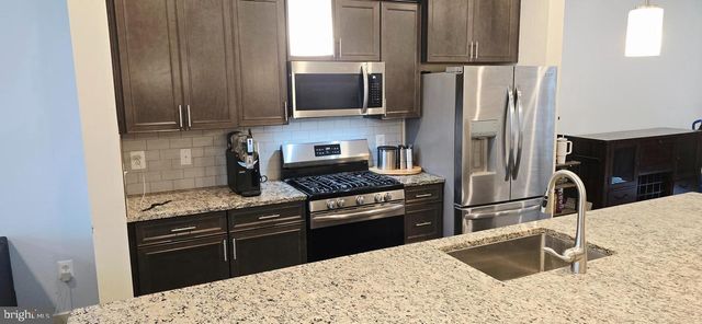11709 EMILY DICKINSON PL, White Plains, MD 20695