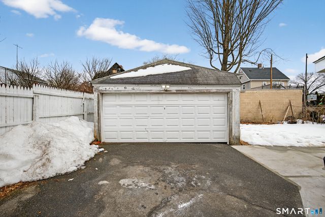 1440 Wood Avenue, Bridgeport, CT 06604