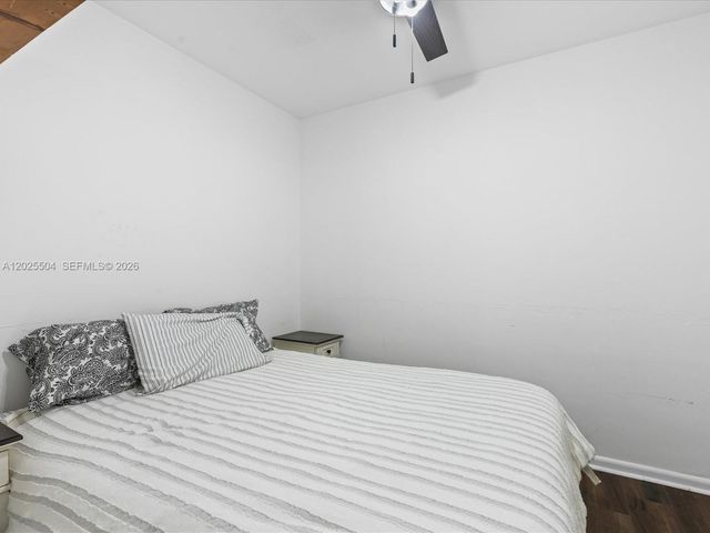 5005 Collins Ave 222, Miami Beach, FL 33140