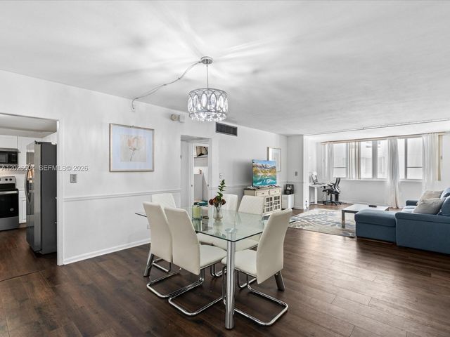 5005 Collins Ave 222, Miami Beach, FL 33140