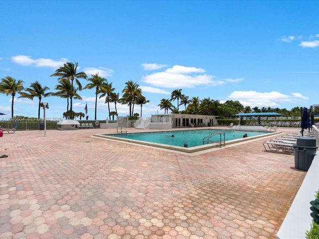 5005 Collins Ave 222, Miami Beach, FL 33140