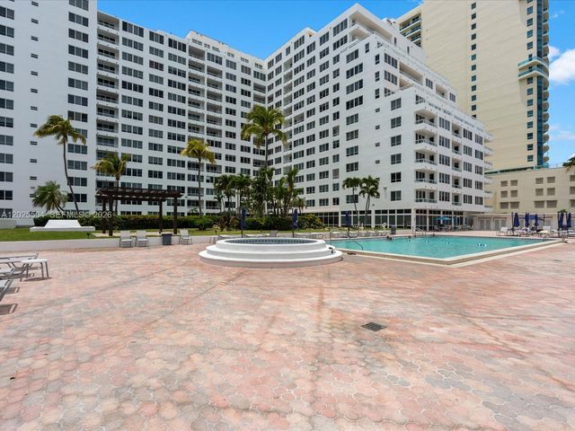 5005 Collins Ave 222, Miami Beach, FL 33140