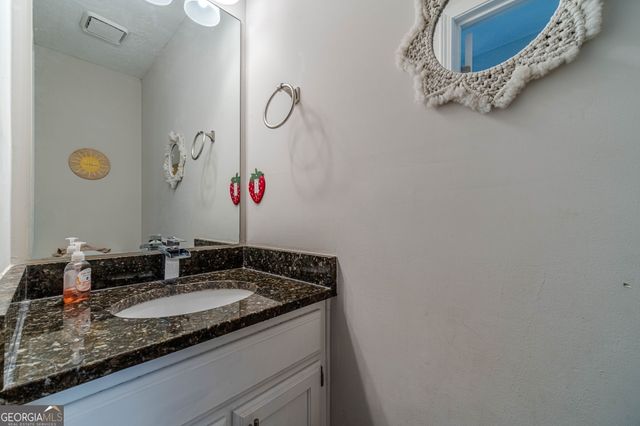 484 Daisy Trail, Lawrenceville, GA 30046
