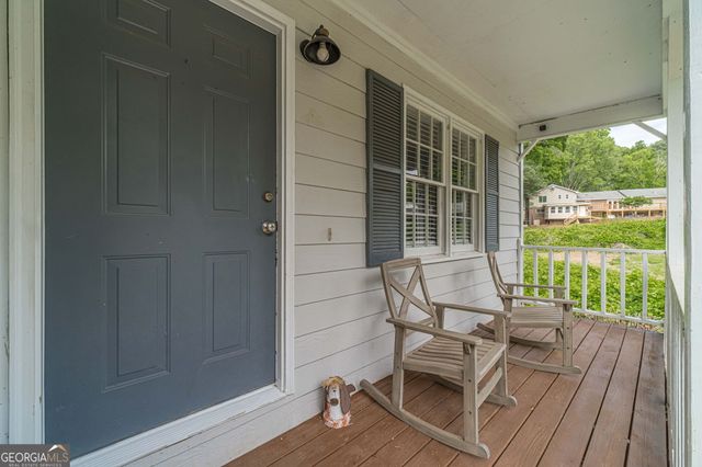 484 Daisy Trail, Lawrenceville, GA 30046