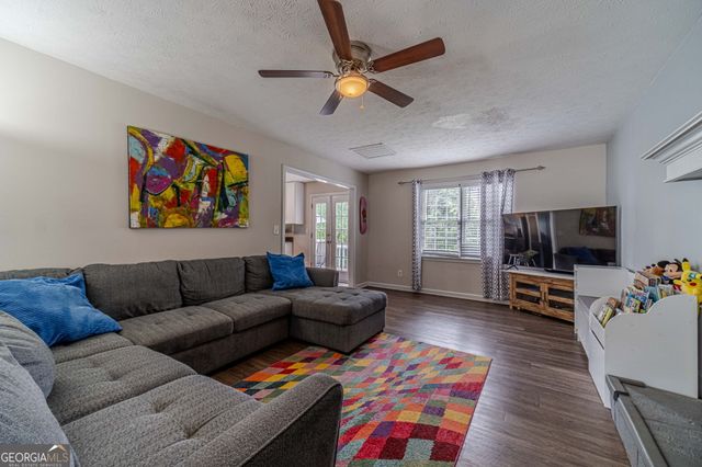 484 Daisy Trail, Lawrenceville, GA 30046