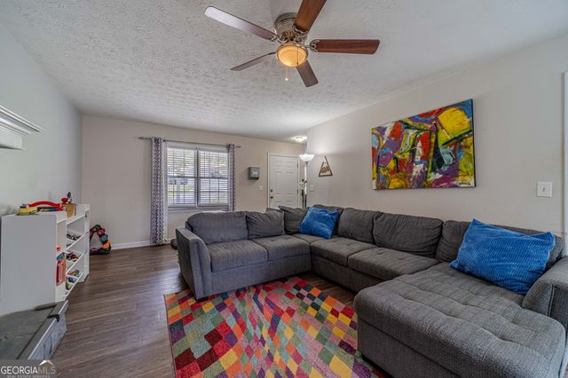 484 Daisy Trail, Lawrenceville, GA 30046