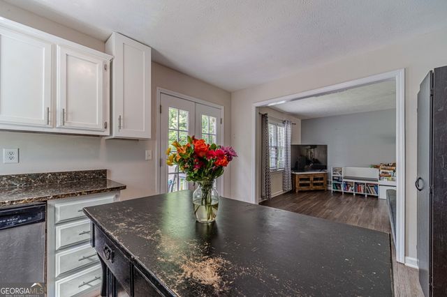 484 Daisy Trail, Lawrenceville, GA 30046