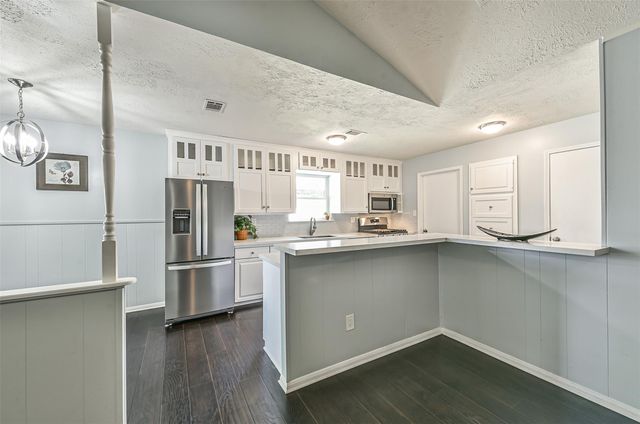 863 Seamaster Drive, Houston, TX 77062