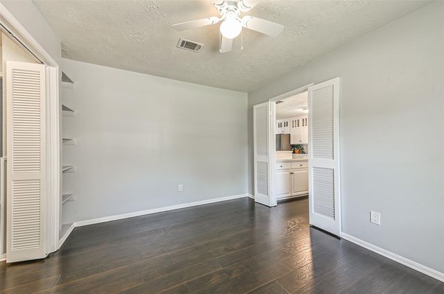 863 Seamaster Drive, Houston, TX 77062