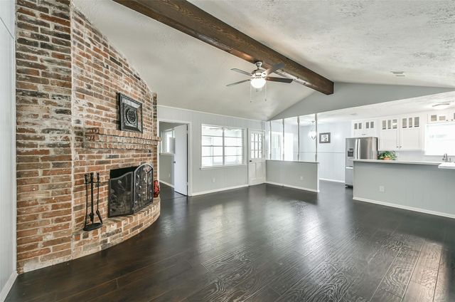 863 Seamaster Drive, Houston, TX 77062