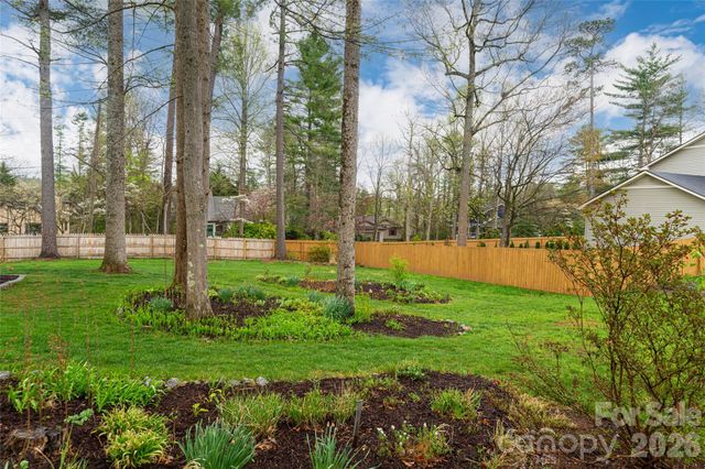 504 Windsor Forest Court, Fletcher, NC 28732