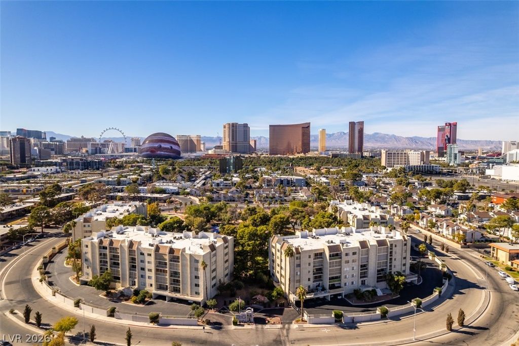 730 South Royal Crest Circle 426, Las Vegas, NV 89169 — photo 3