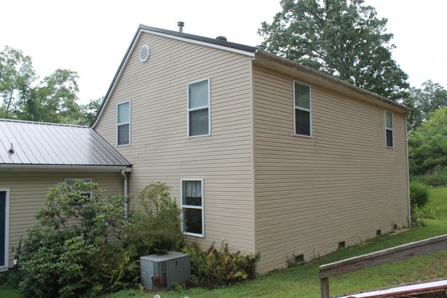 1721 Matney Hollow Road, Seymour, MO 65746