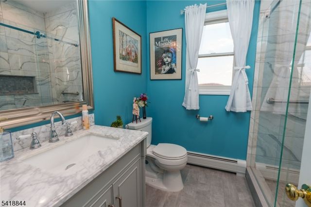 758 Ridge Road Ter, Kinnelon Boro, NJ 07405