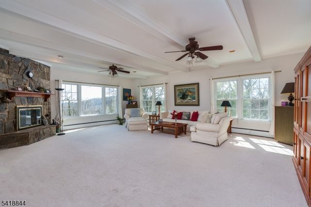 758 Ridge Road Ter, Kinnelon Boro, NJ 07405