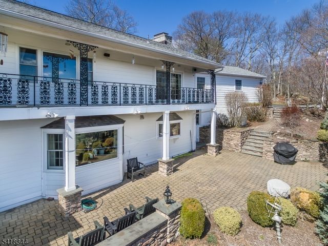 758 Ridge Road Ter, Kinnelon Boro, NJ 07405
