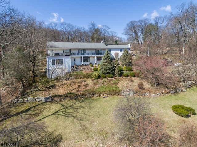 758 Ridge Road Ter, Kinnelon Boro, NJ 07405