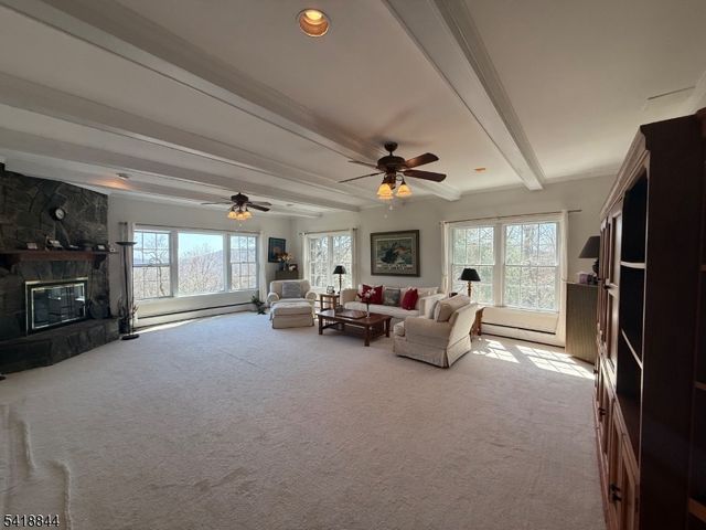 758 Ridge Road Ter, Kinnelon Boro, NJ 07405